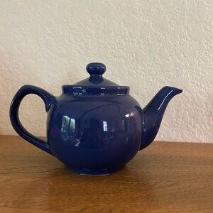 Old Amsterdam Elegant Blue Teapot